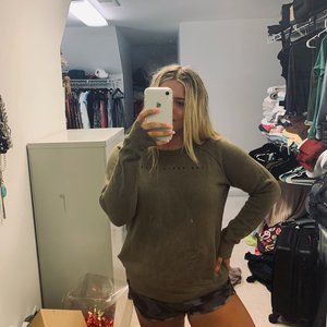 The North Face NWOT Army Green Ladies Crewneck